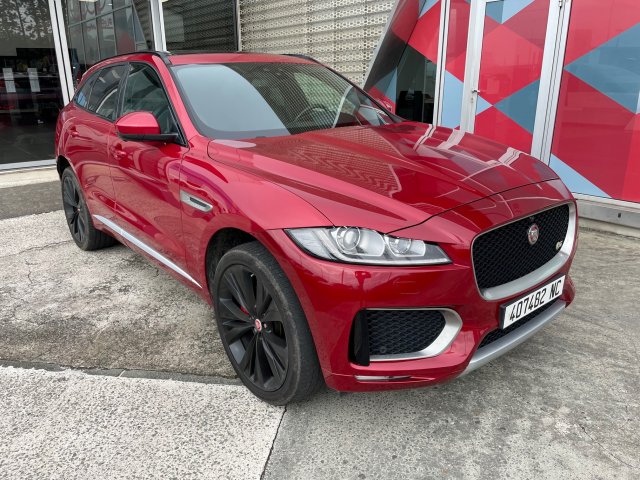 JAGUAR F-PACE